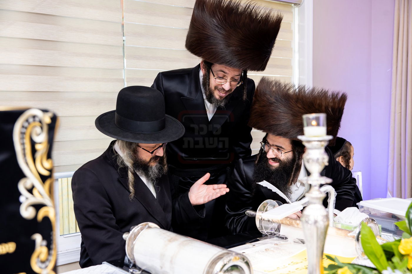 הכנסת ס"ת לביהמ"ד סאטמר בשכונת בלומינגרבורג