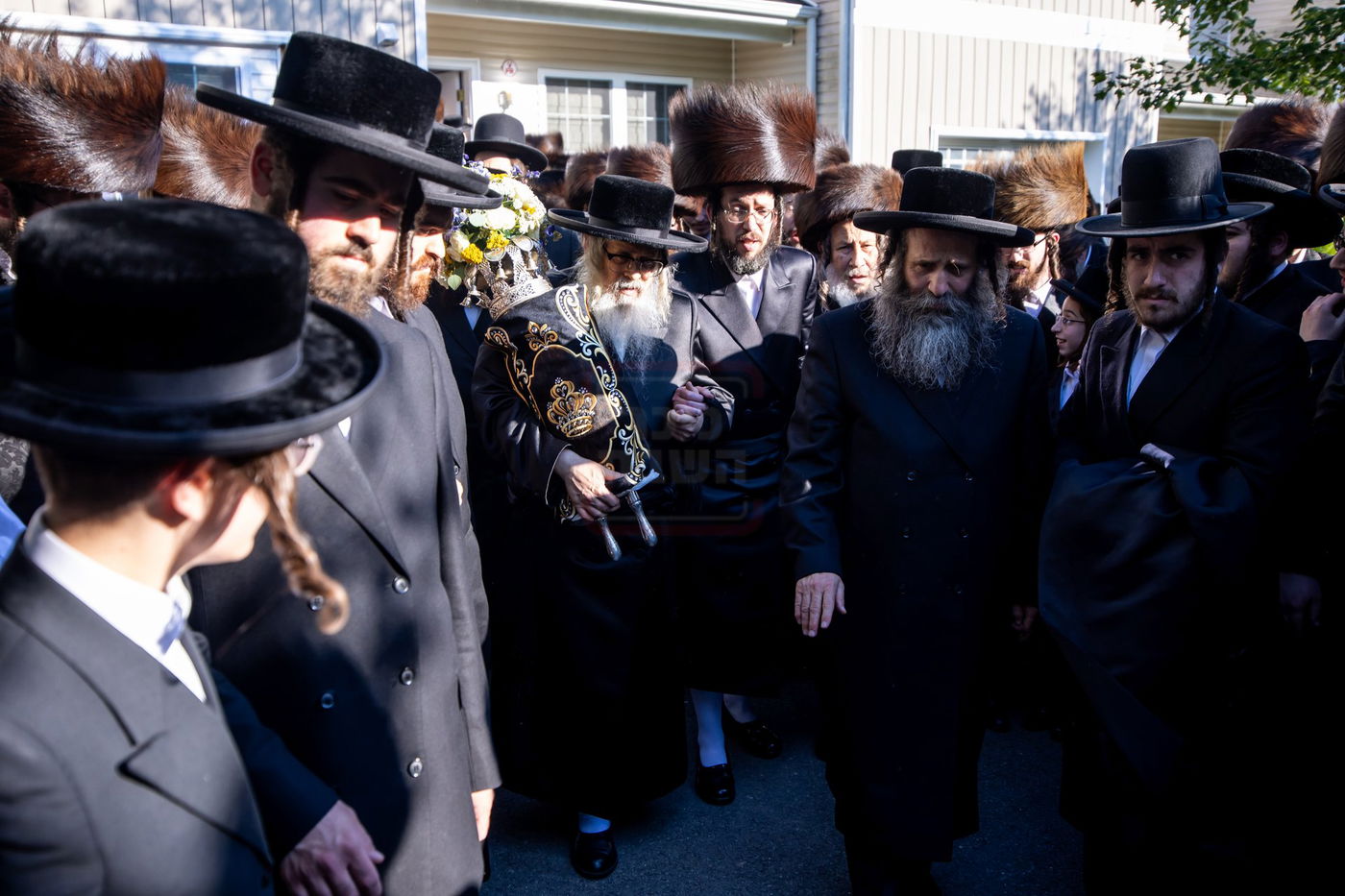 הכנסת ס"ת לביהמ"ד סאטמר בשכונת בלומינגרבורג