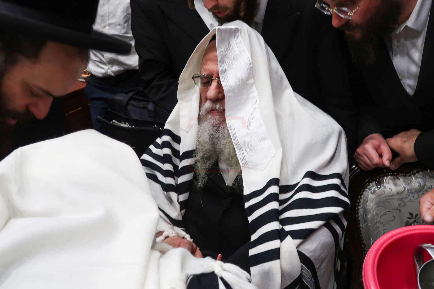 הבריתות בצילו של הגה"צ רבי יעקב מאיר שעכטר