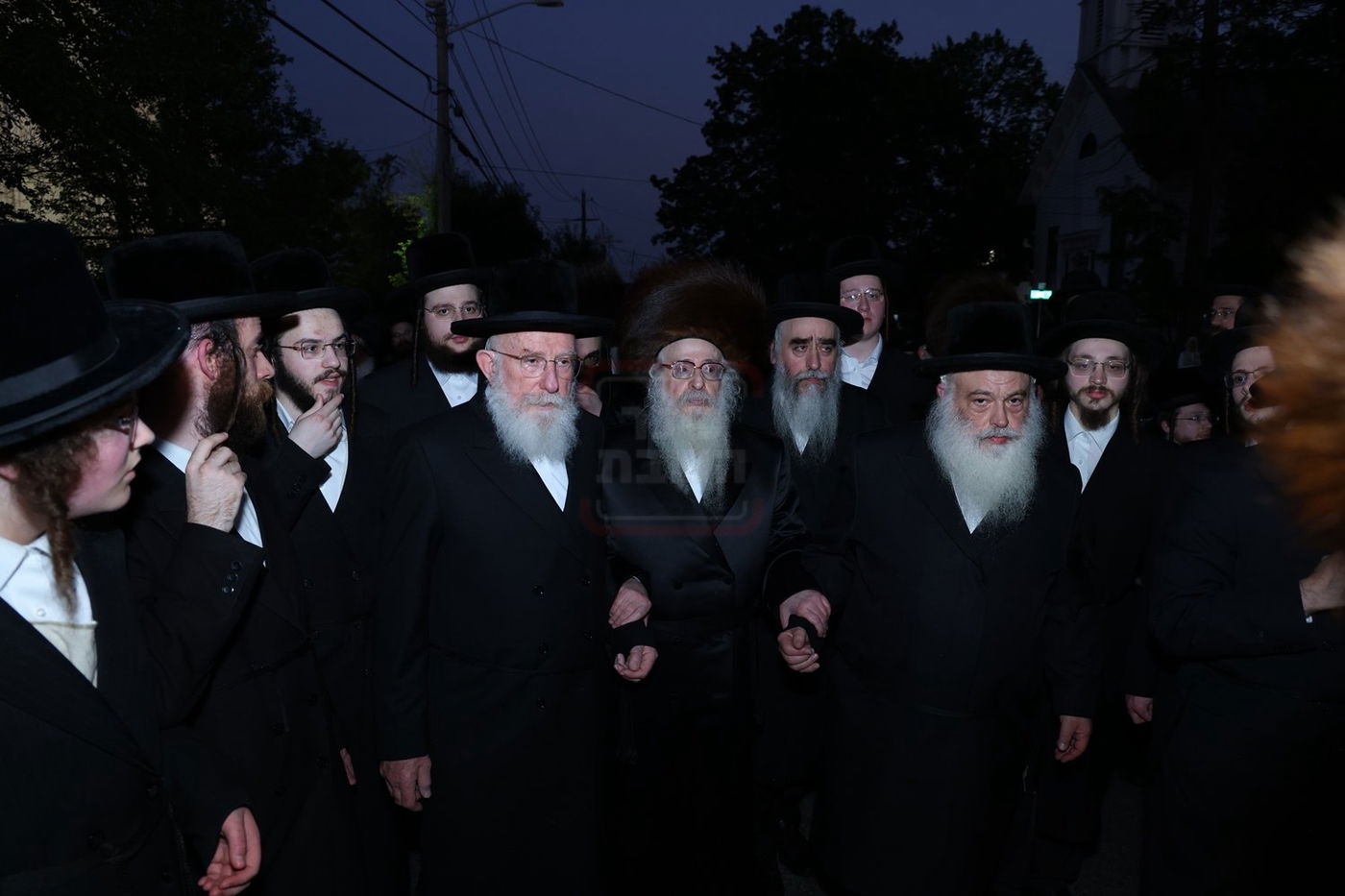 הכנסת ספר תורה לביהמ"ד צאנז קלויזנבורג במאנסי