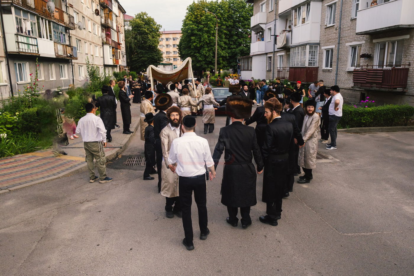 הכנסת ספר תורה בלודמיר