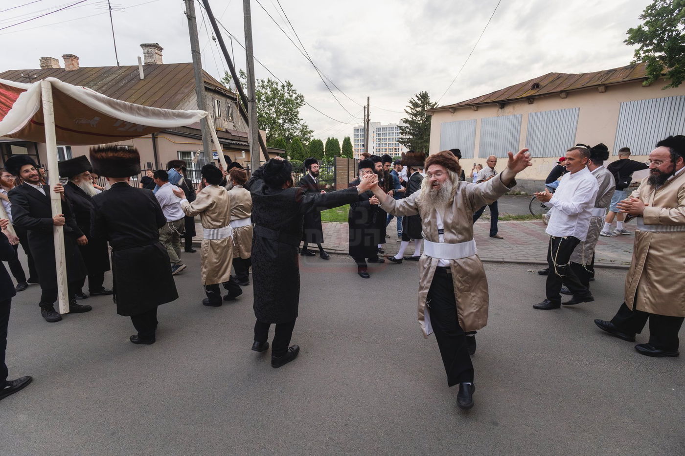 הכנסת ספר תורה בלודמיר