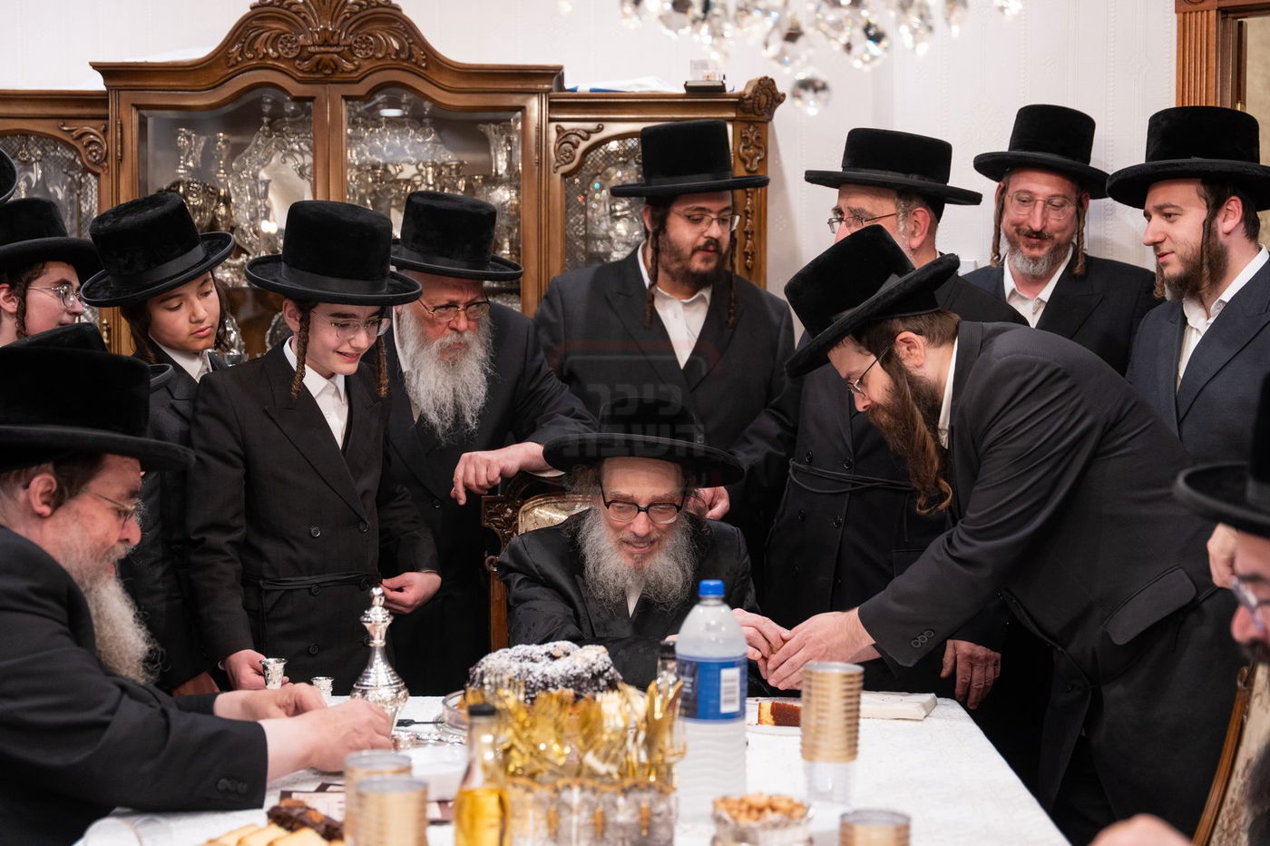 מעמד חתימת שטרות בפאפא