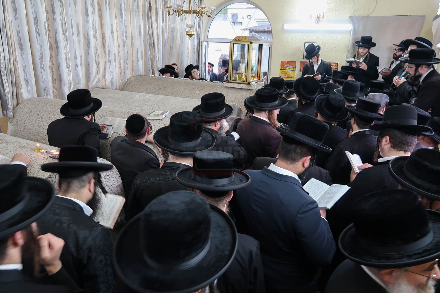 מסע הקודש של האדמו"ר מקרעטשניף סיגעט לאירופה