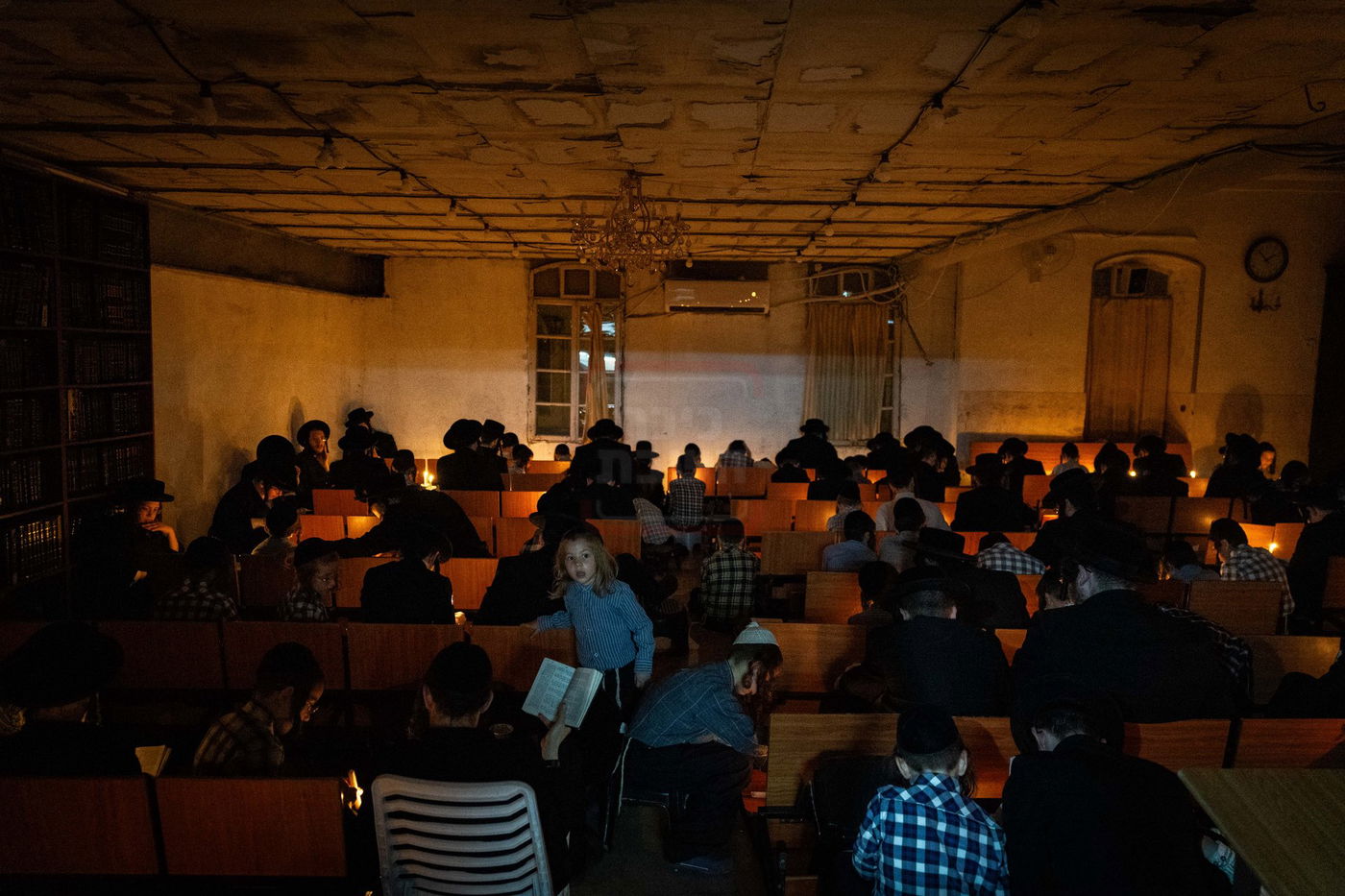 ליל תשעה באב ב'מאה שערים' בירושלים