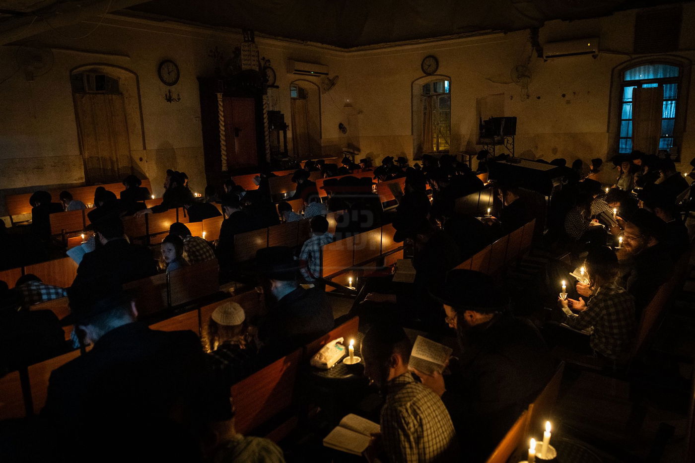 ליל תשעה באב ב'מאה שערים' בירושלים