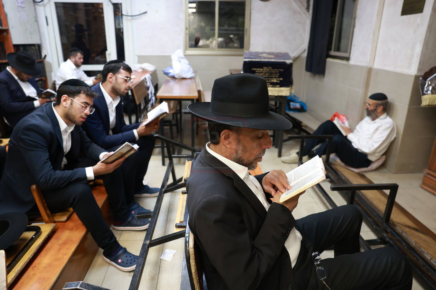 ליל תשעה באב באתרא קדישא מירון