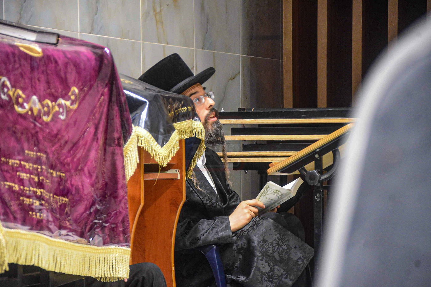 תשעה באב בחצה"ק זוועהיל