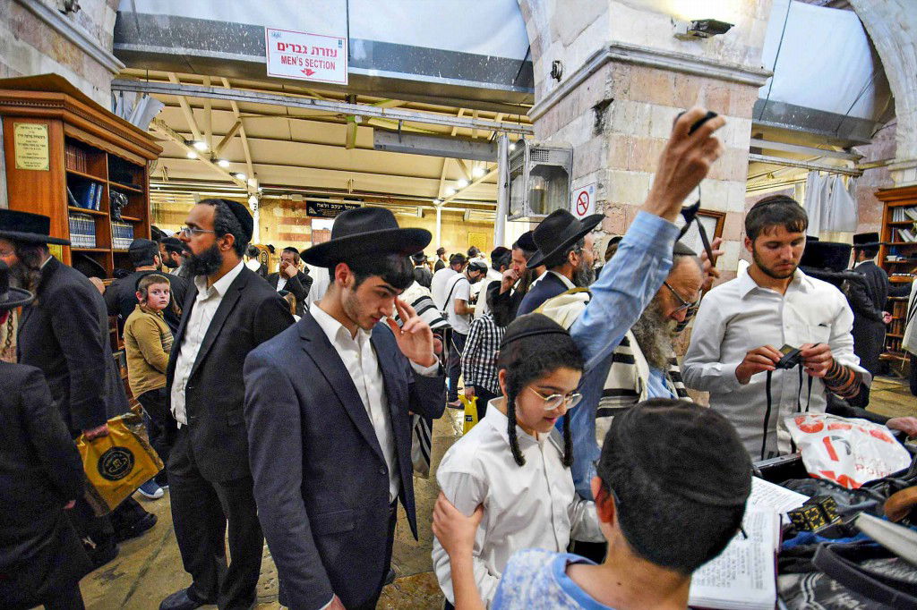 תשעה באב בעיר האבות חברון