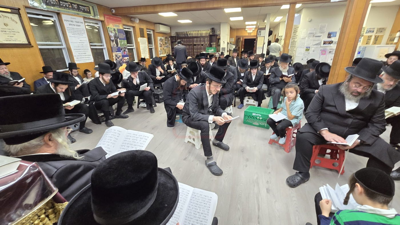 תשעה באב בחצה"ק ניקלשבורג בקאנטרי בוואודבוירן