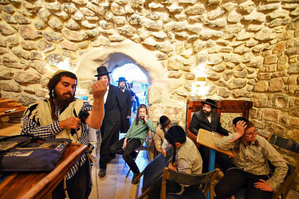 תשעה באב בעיר האבות חברון