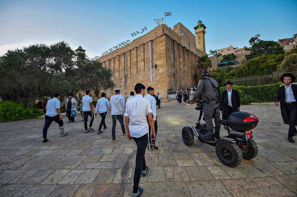 תשעה באב בעיר האבות חברון