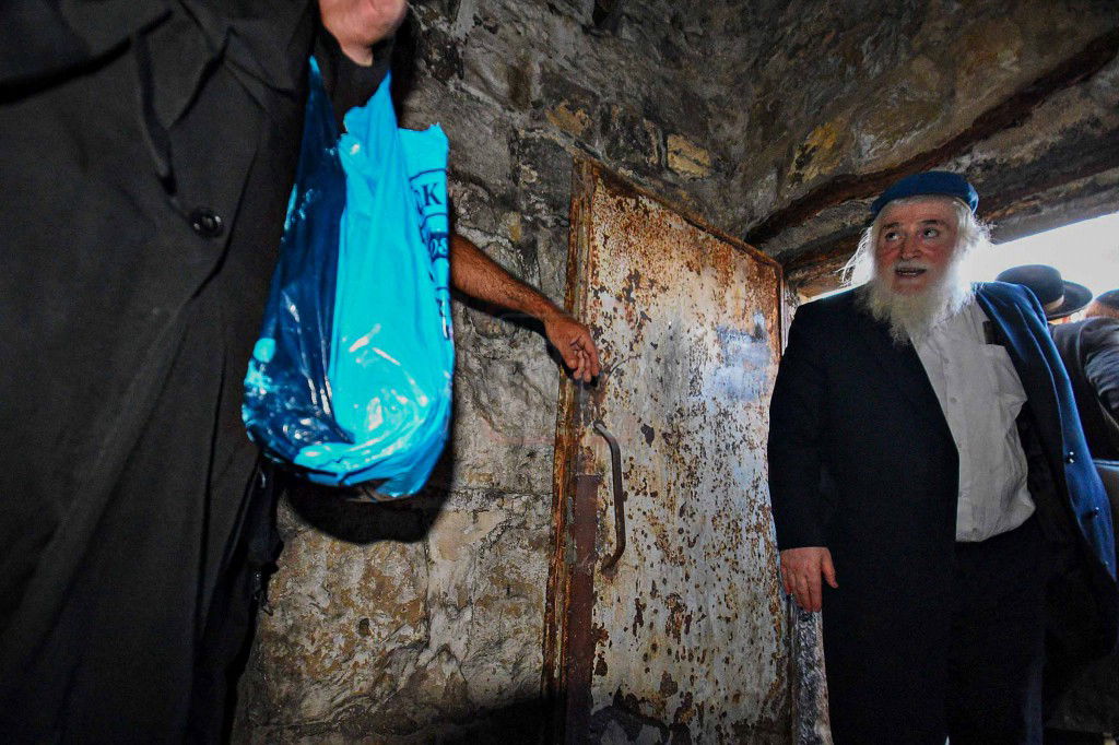 תשעה באב בעיר האבות חברון