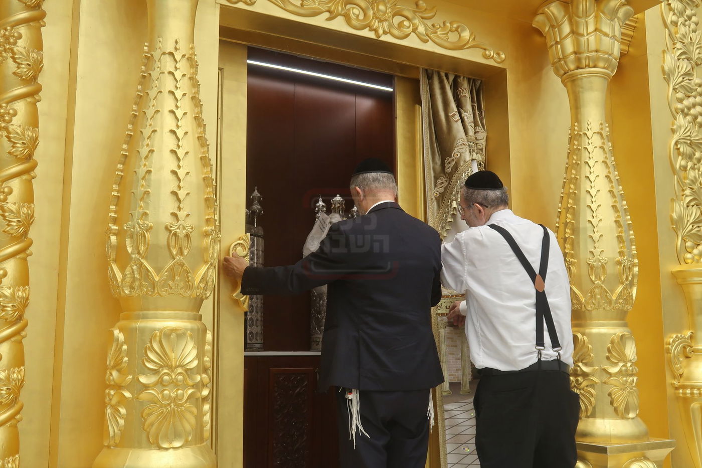 הרב מיכאל לסרי בשיחת חיזוק ביום ט' באב בבית המדרש 'יביע אומר'