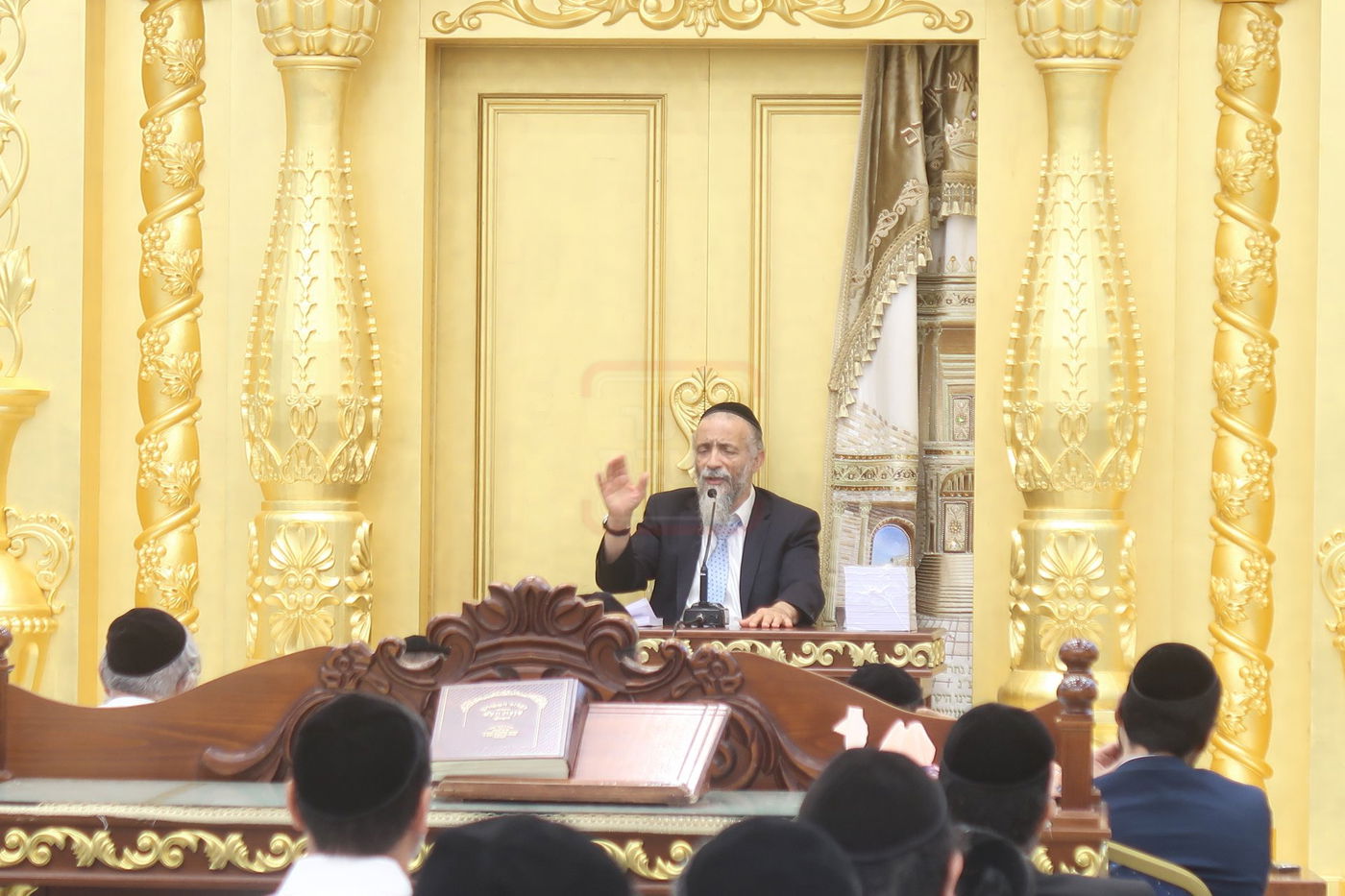 הרב מיכאל לסרי בשיחת חיזוק ביום ט' באב בבית המדרש 'יביע אומר'