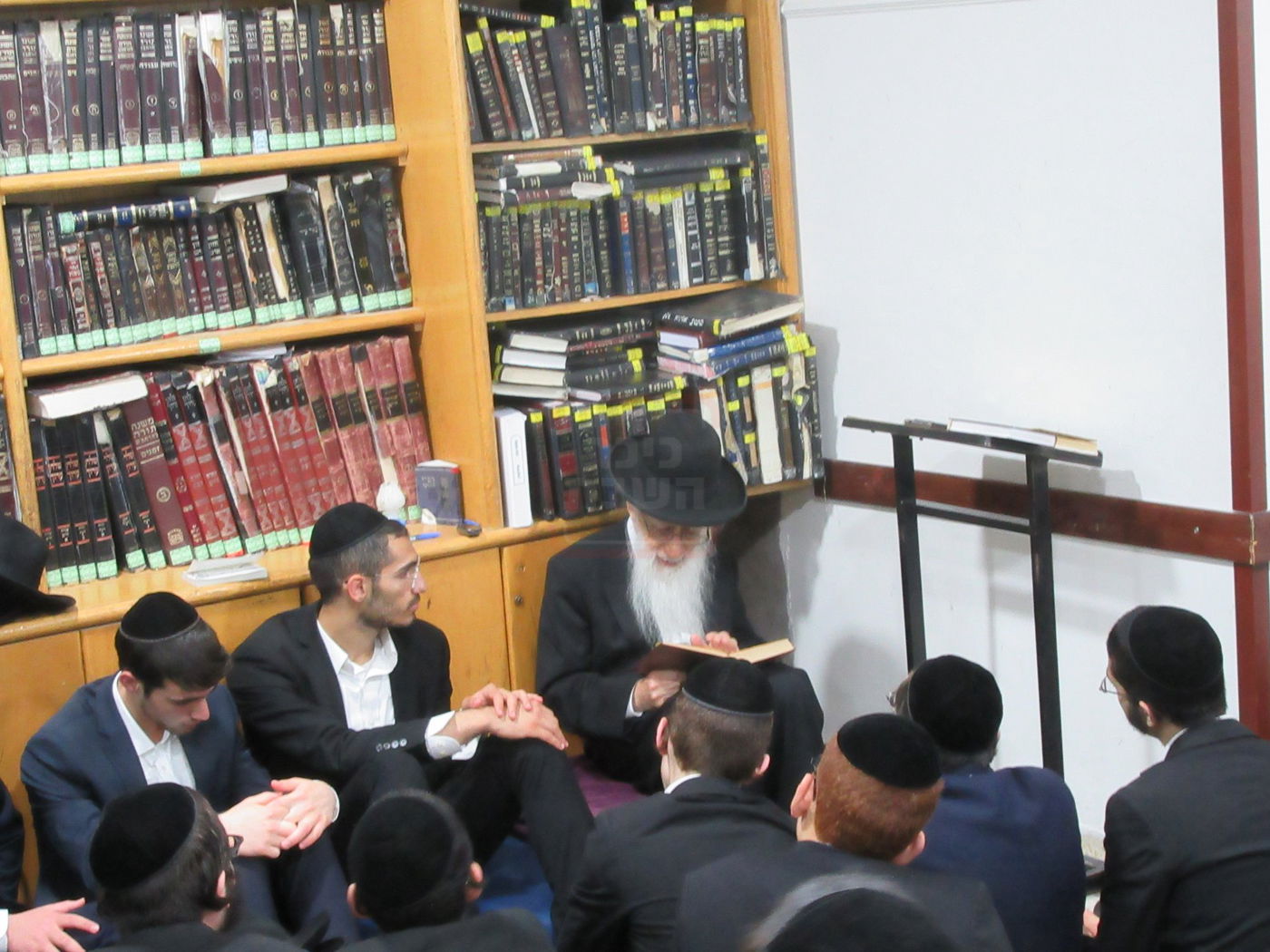 תשעה באב אצל הגאון רבי יהודה כהן