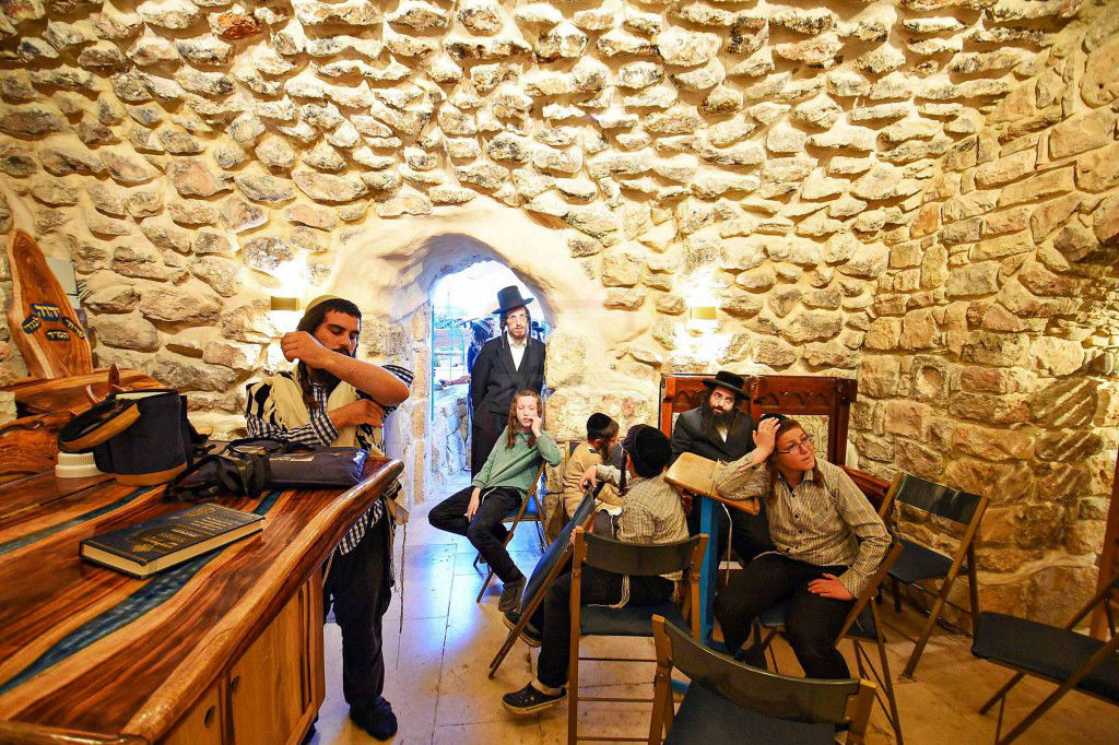 תשעה באב בעיר האבות חברון