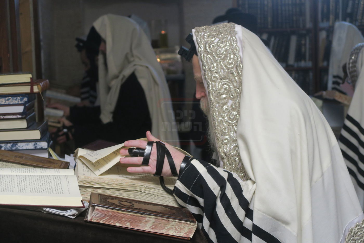 תשעה באב בחצה"ק הגרי"מ מורגנשטרן