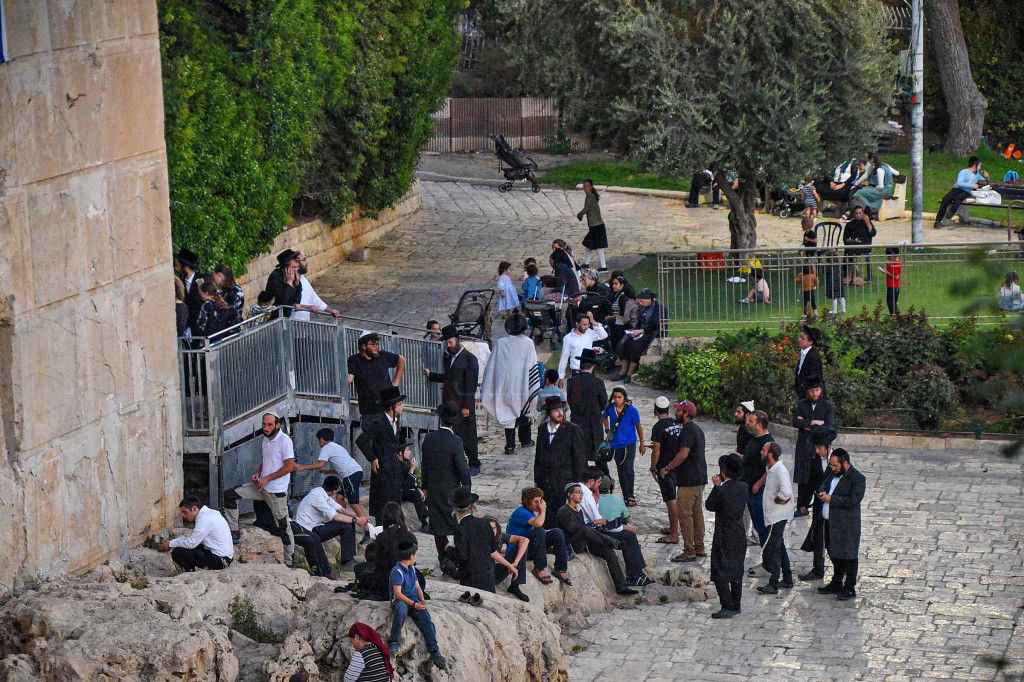 תשעה באב בעיר האבות חברון