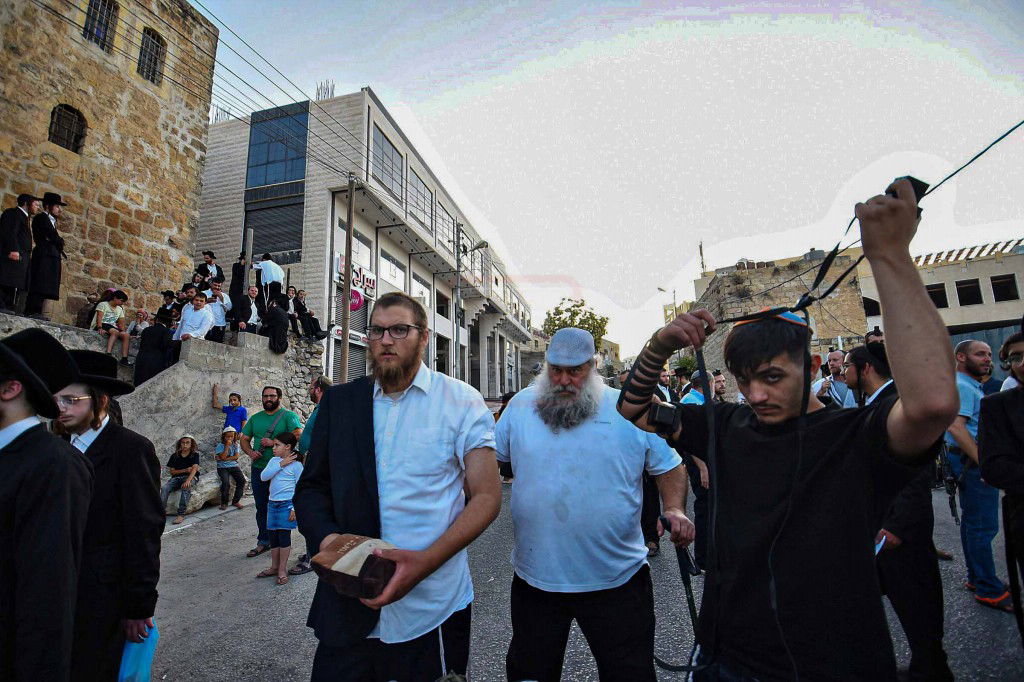 תשעה באב בעיר האבות חברון