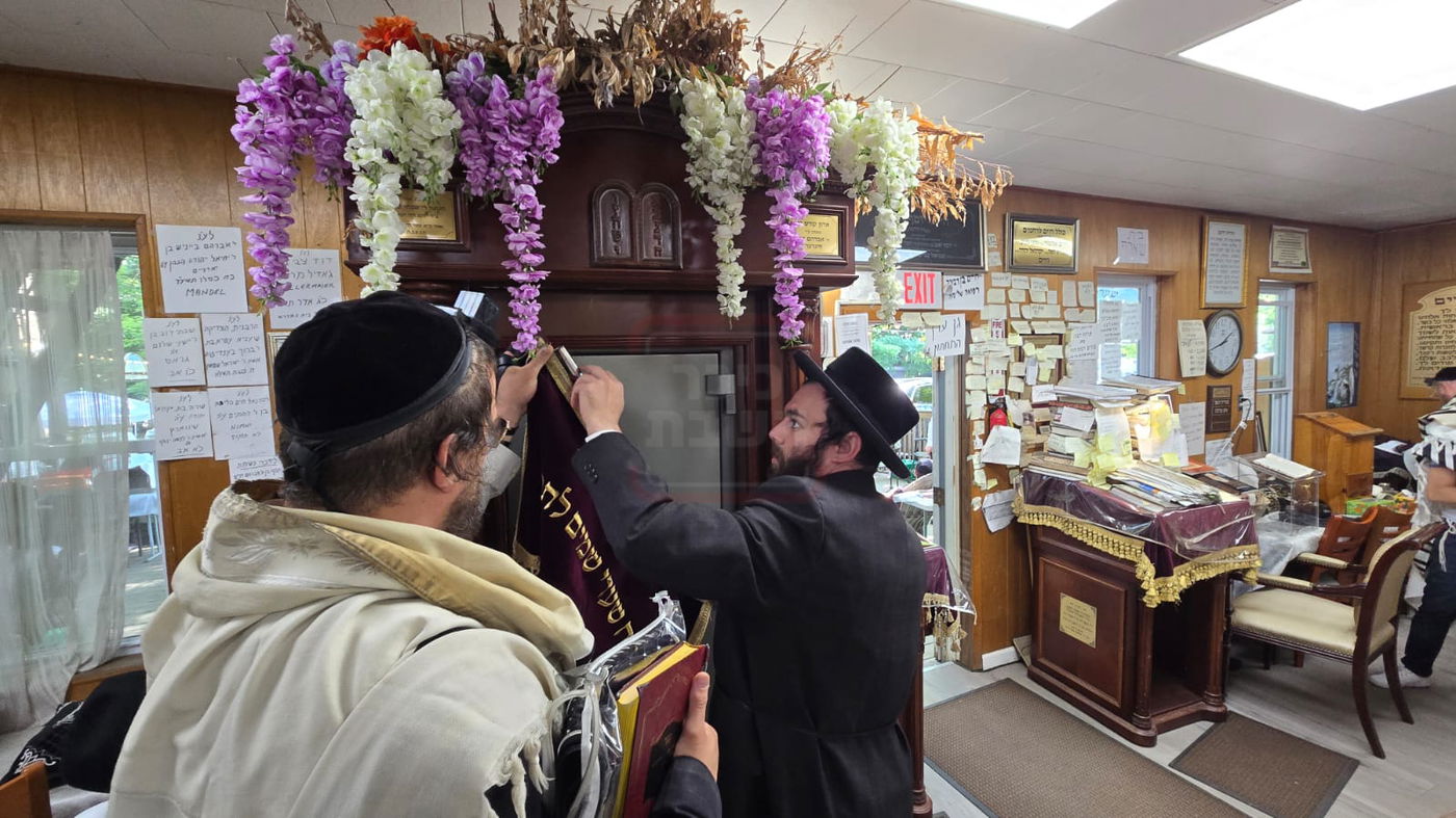 תשעה באב בחצה"ק ניקלשבורג בקאנטרי בוואודבוירן