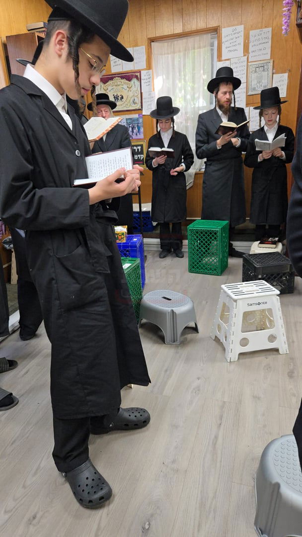 תשעה באב בחצה"ק ניקלשבורג בקאנטרי בוואודבוירן