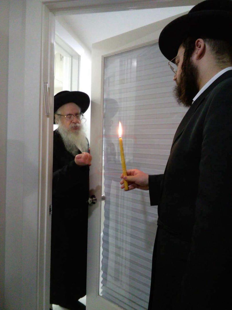 תשעה באב בחצה"ק צאנז קלויזנבורג - בורא מאורי האש