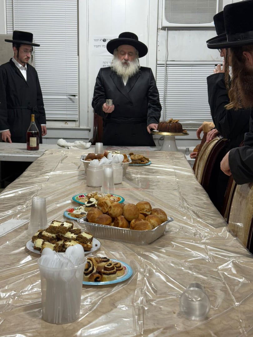 תשעה באב בחצה"ק קראלי