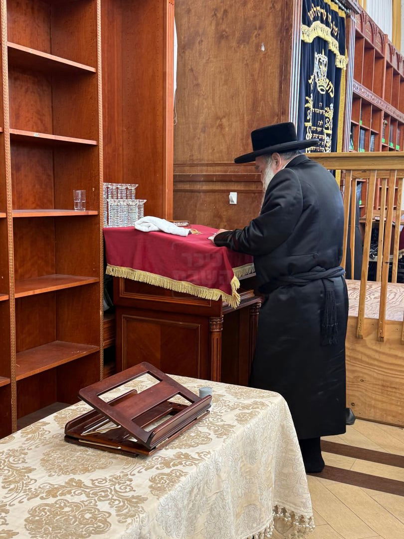 תשעה באב בחצה"ק קראלי