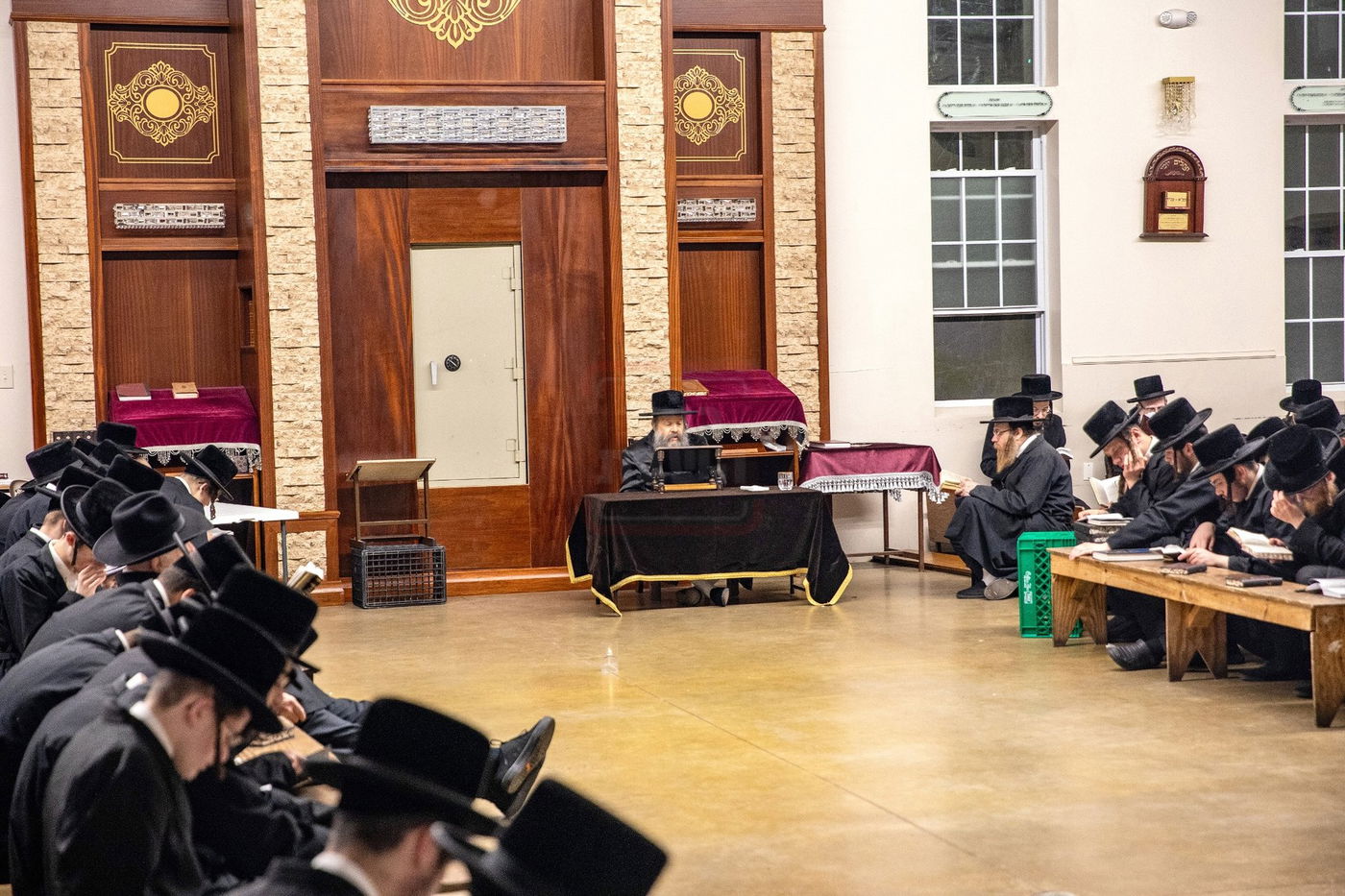 תשעה באב בבאבוב 45