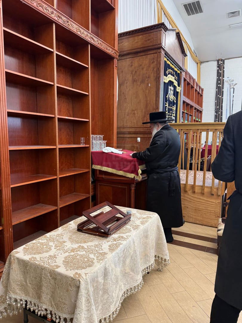 תשעה באב בחצה"ק קראלי