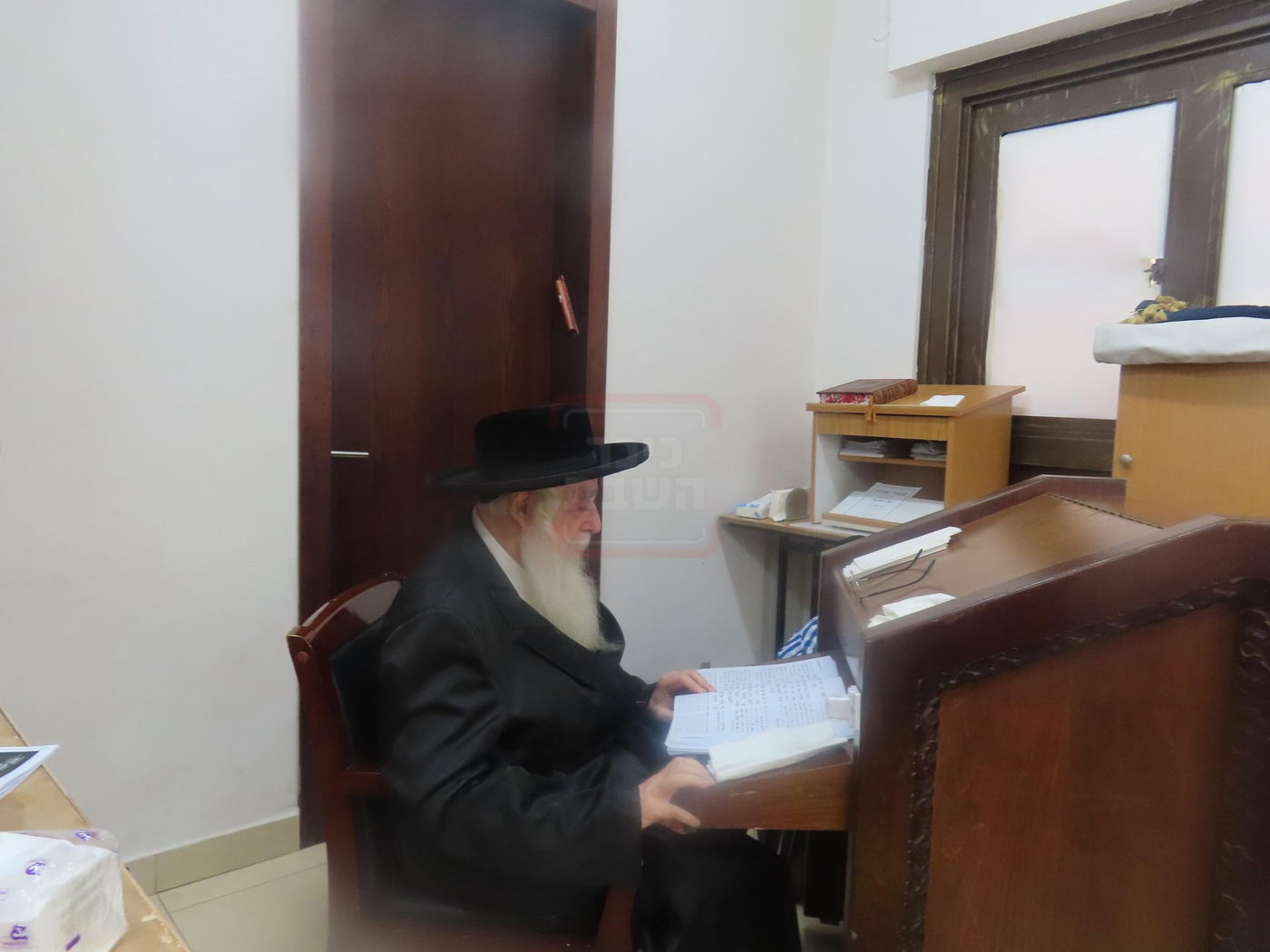 תשעה באב בחצה"ק צאנז