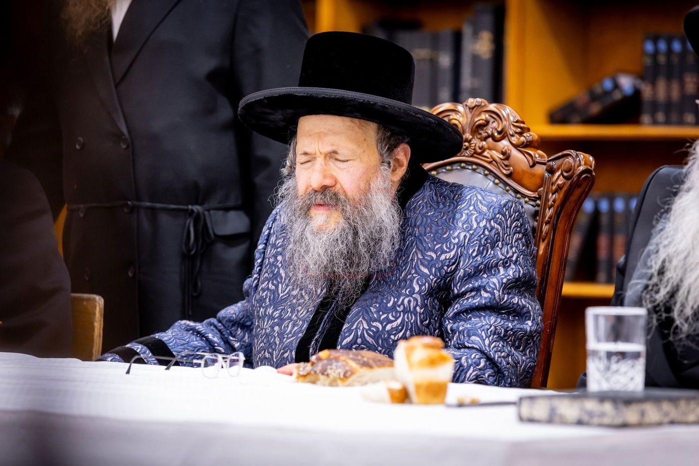 האדמו"ר מבאבוב 45 בביקור בקאנטרי