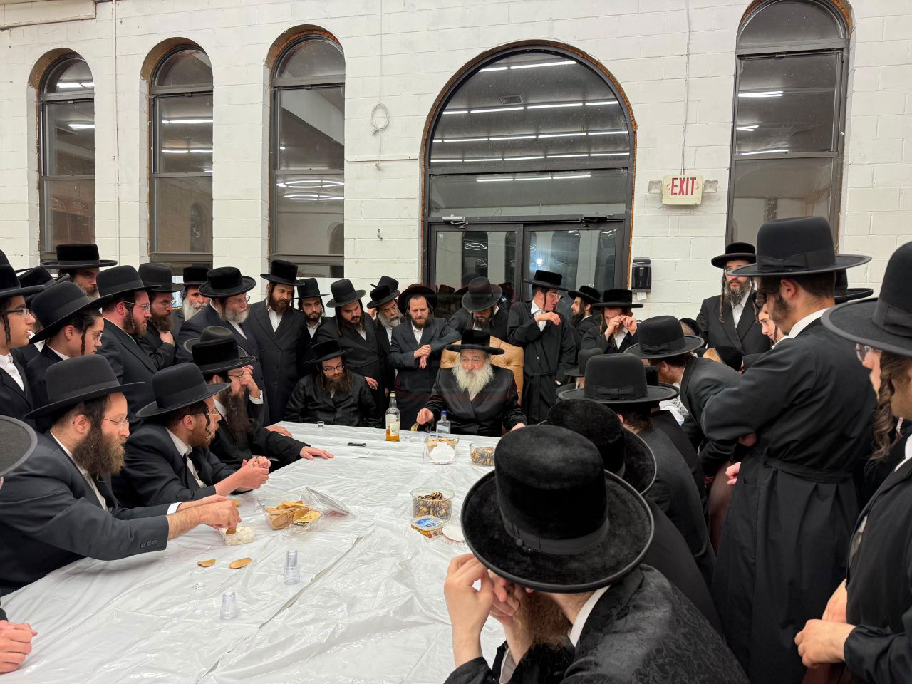 תשעה באב בחצה"ק קראלי