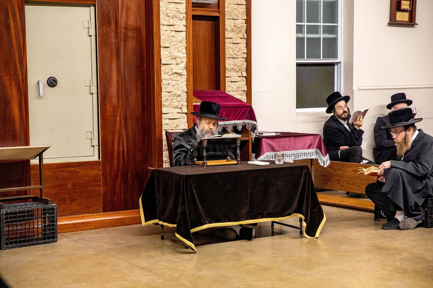 תשעה באב בבאבוב 45