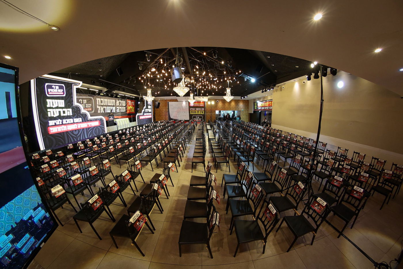 כינוס חסידי ויז'ניץ במושב אורה