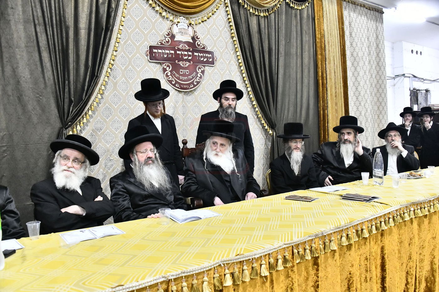 סיום חמשה חומשי תורה במכנובקא בעלזא