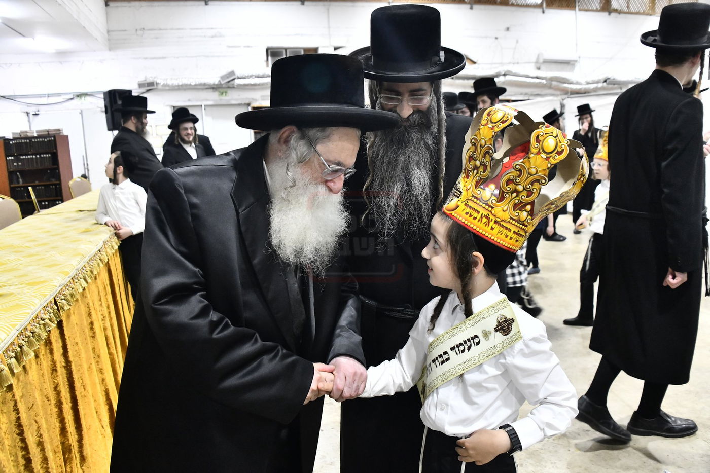 סיום חמשה חומשי תורה במכנובקא בעלזא