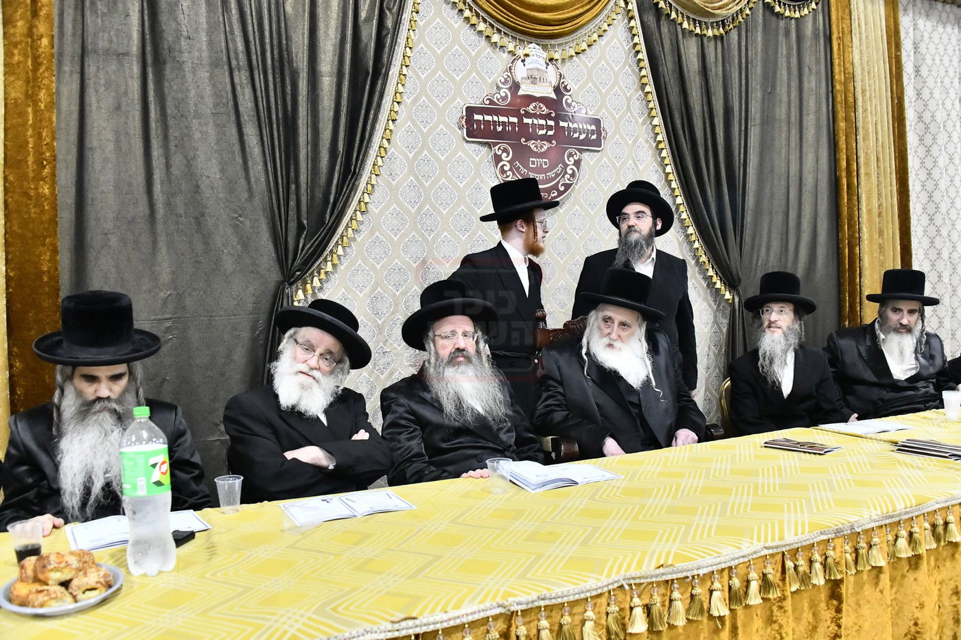 סיום חמשה חומשי תורה במכנובקא בעלזא