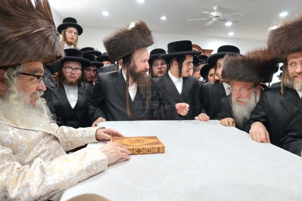 האדמור מסאטמר במנוחה בניו העמפשיר