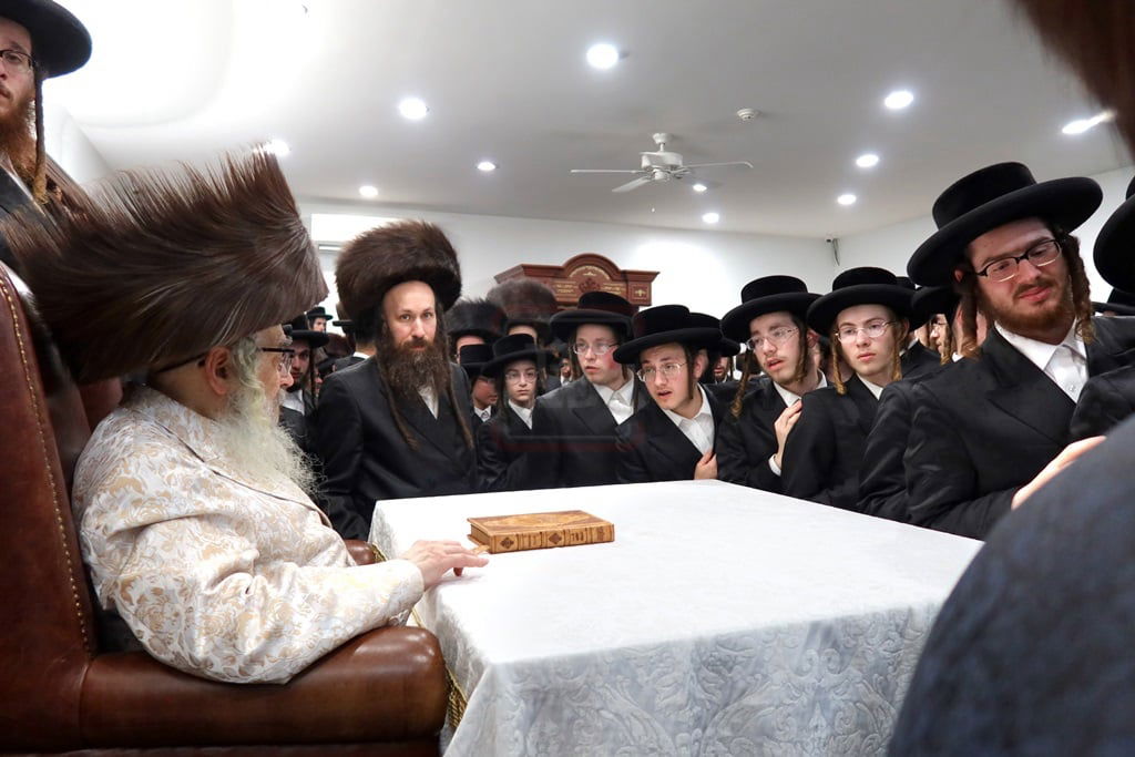 האדמור מסאטמר במנוחה בניו העמפשיר