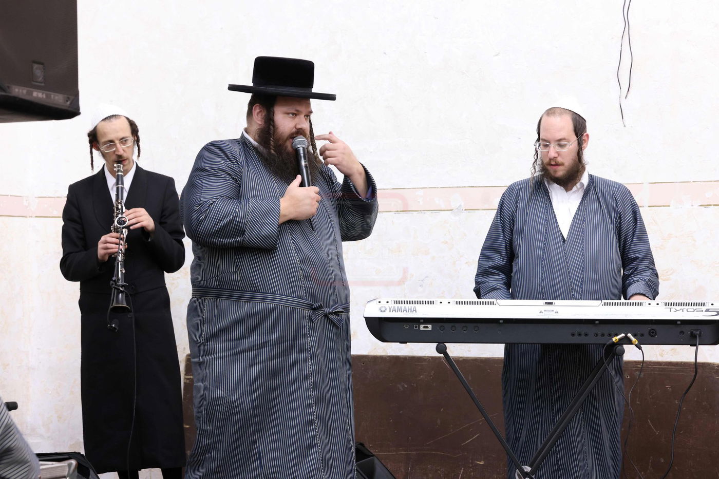 חלוקת פרסים לתלמידי ישיבת 'תולדות אהרן'