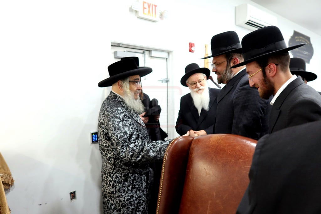 האדמור מסאטמר במנוחה בניו העמפשיר