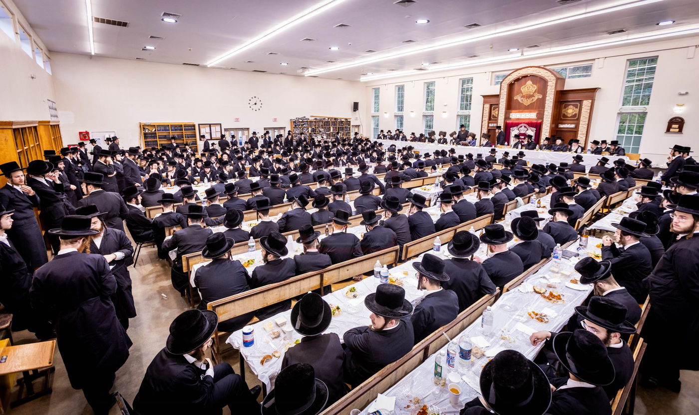 שמחת פדיון הבן לנין האדמו"ר מבאבוב 45