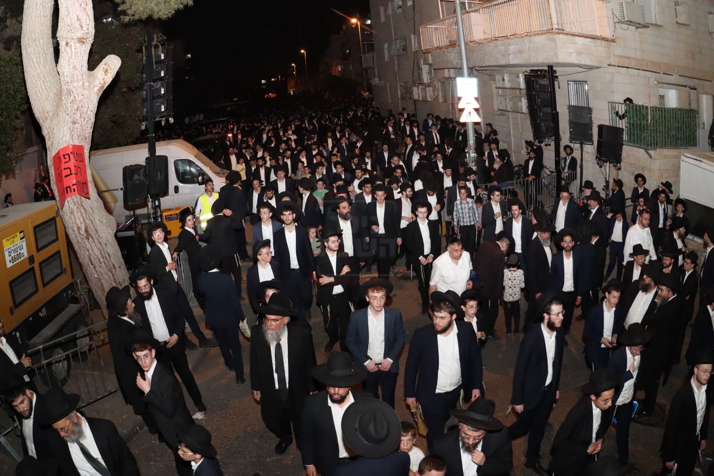 מסע הלוויית הגרב"ש דויטש זצ"ל - בירושלים