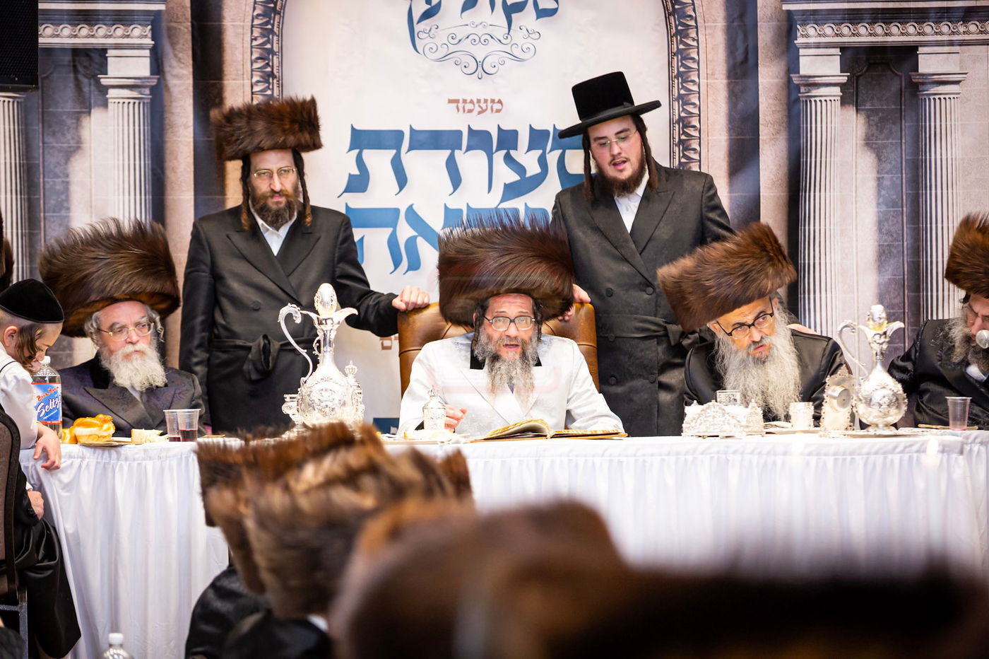 מוצאי שבת נחמו בסקולען לייקווד