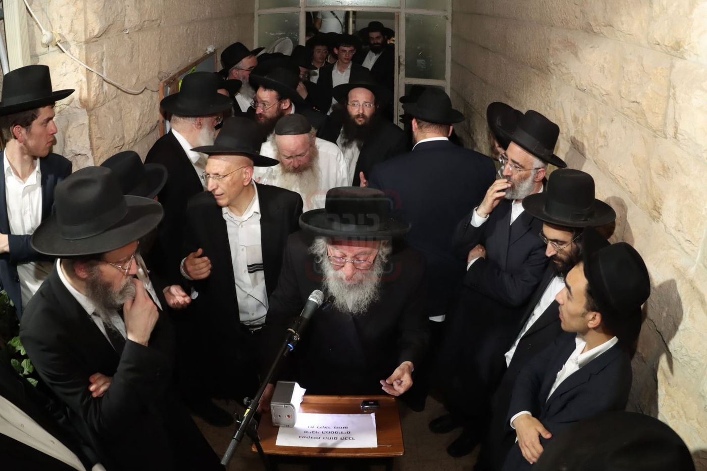 מסע הלוויית הגרב"ש דויטש זצ"ל - בירושלים