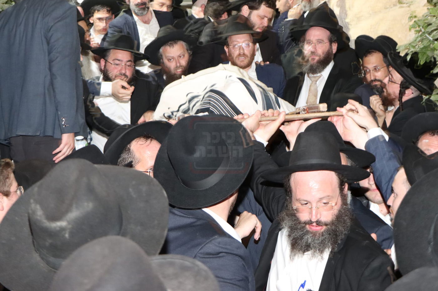 מסע הלוויית הגרב"ש דויטש זצ"ל - בירושלים