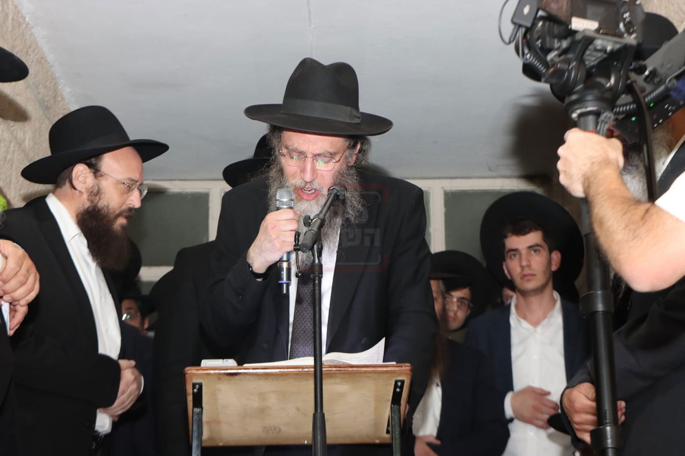 מסע הלוויית הגרב"ש דויטש זצ"ל - בירושלים