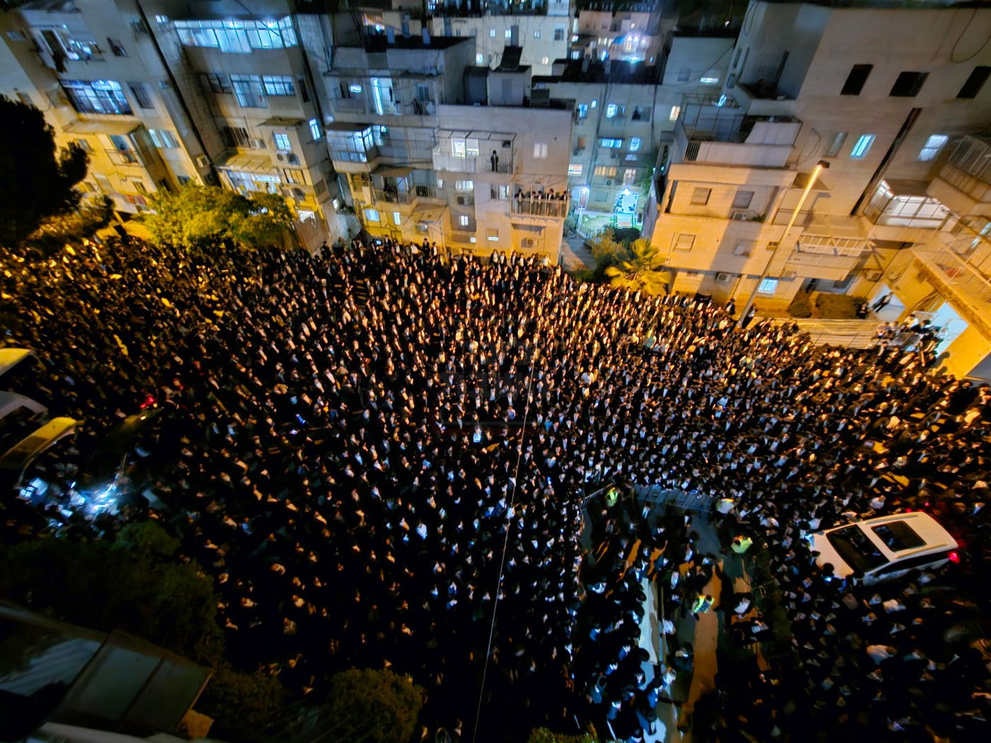 מסע הלוויית הגרב"ש דויטש זצ"ל - בירושלים